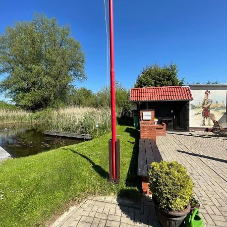 Schoener Ferienbungalow Umgeben Von Natur Und Nicht Weit Zur Ostsee Neubukow Экстерьер фото