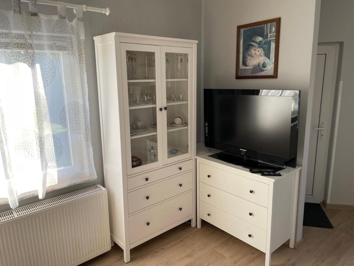 Schoener Ferienbungalow Umgeben Von Natur Und Nicht Weit Zur Ostsee Neubukow Экстерьер фото
